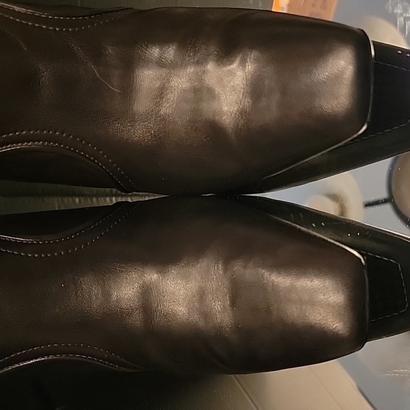 Cole Haan heel boots brown zippered sz 9.5 , 2in heel 11.5 tall . - Picture 11 of 12